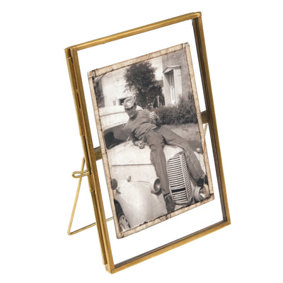 Standing Brass Frame 13 x 18cm