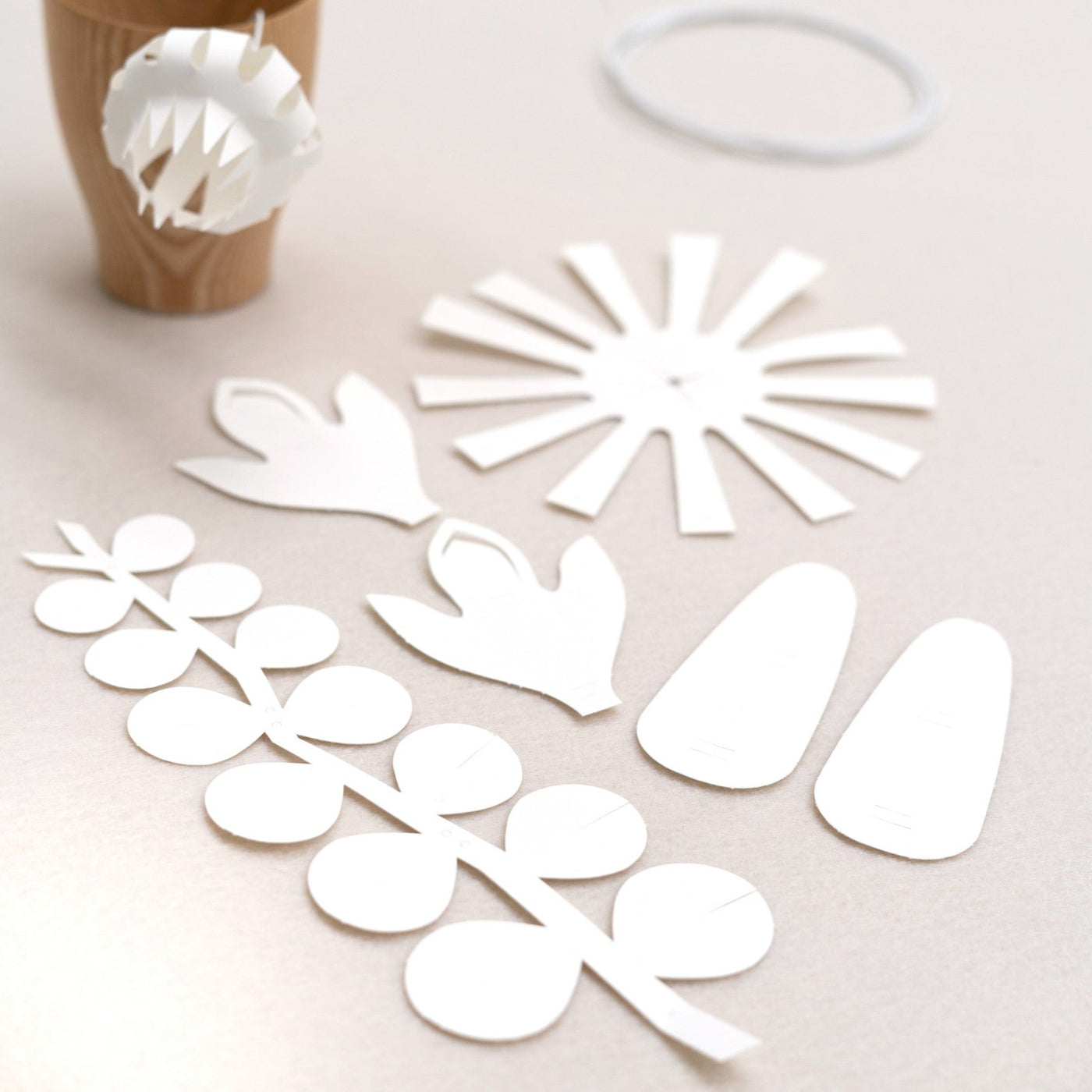 DIY Paper 'Field' Flowers Small - White
