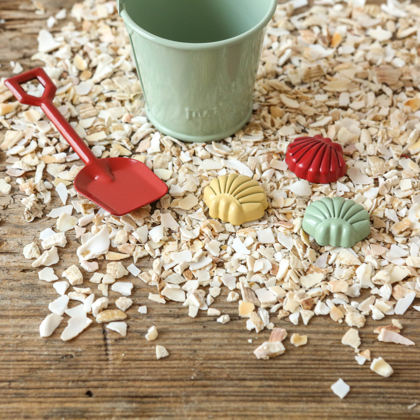 Beach Set - Spade, Bucket & Shells for Maileg Mice