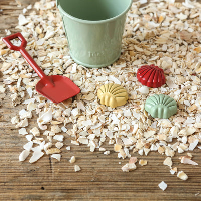 Beach Set - Spade, Bucket & Shells for Maileg Mice
