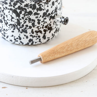 Splatter Enamel 22oz Enamel Gravy Pourer