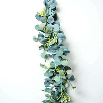 Eucalyptus & White Flower Garland - 120cm