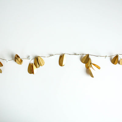 Antique Brass Mistletoe Garland with White Berries - 1.8m (GI)