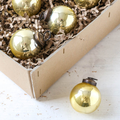 5cm Pearlescent Glass Bauble - Gold