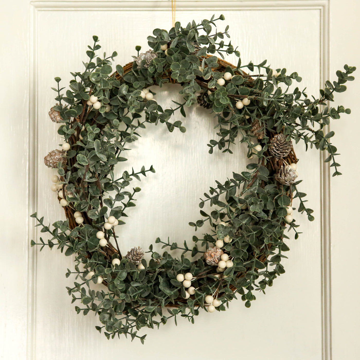 White Berry & Cone Willow Wreath