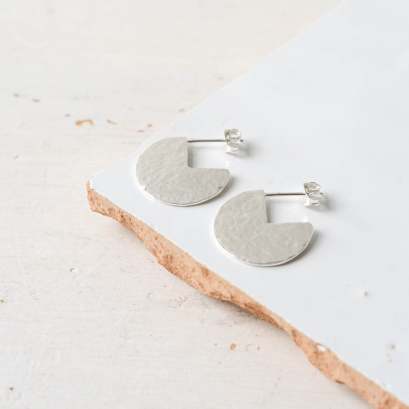 Circle Cut Out Hammered Disc Earrings