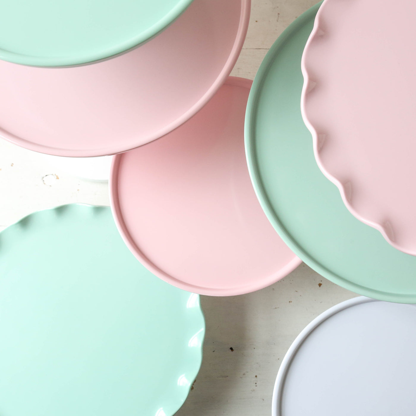 Mint Wave Melamine Cake Stand