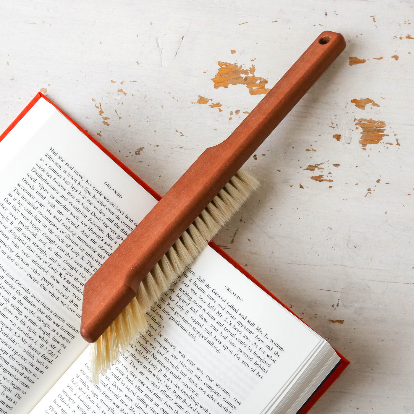 Pearwood Book Cleaning Brush