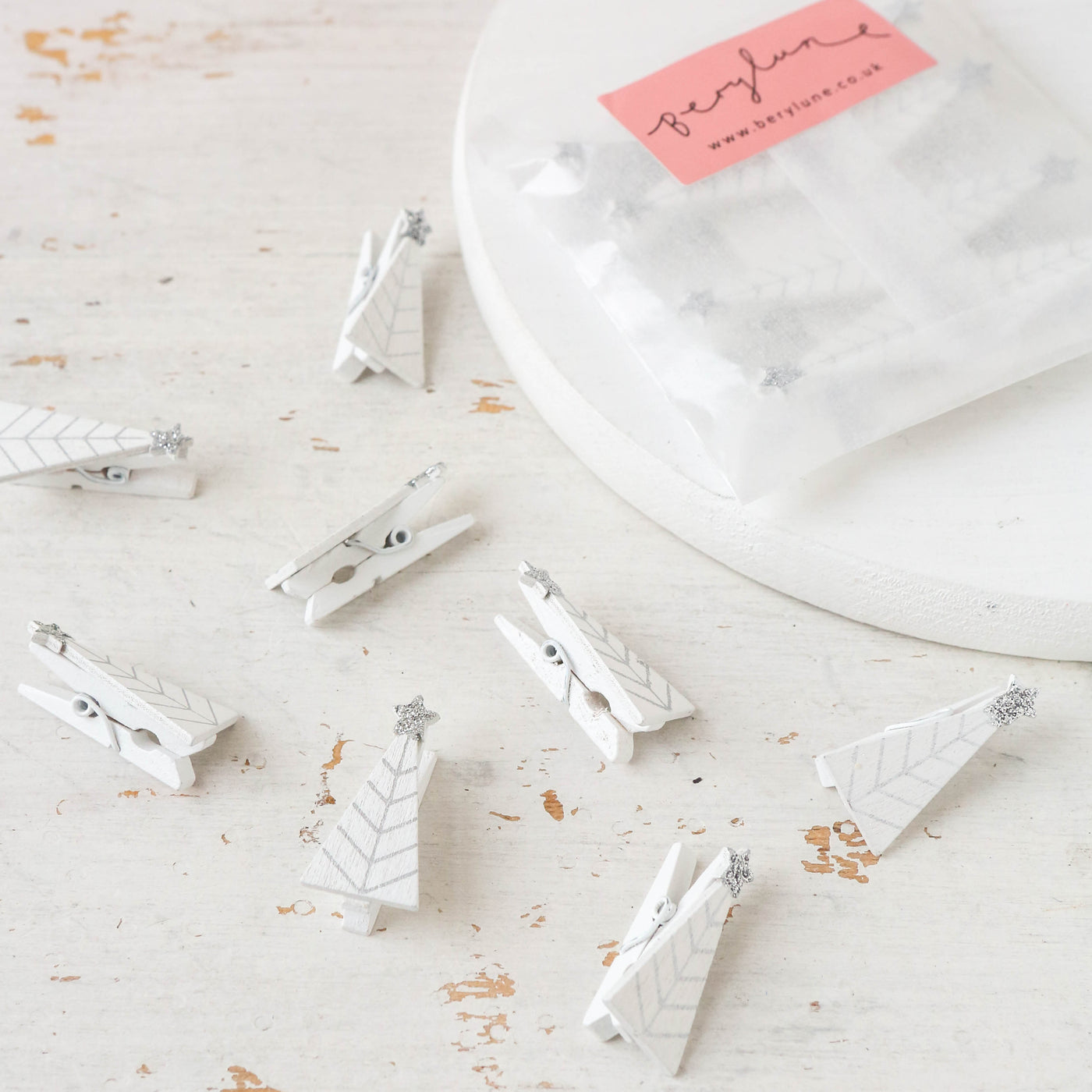 8 Mini Wooden Christmas Tree Pegs