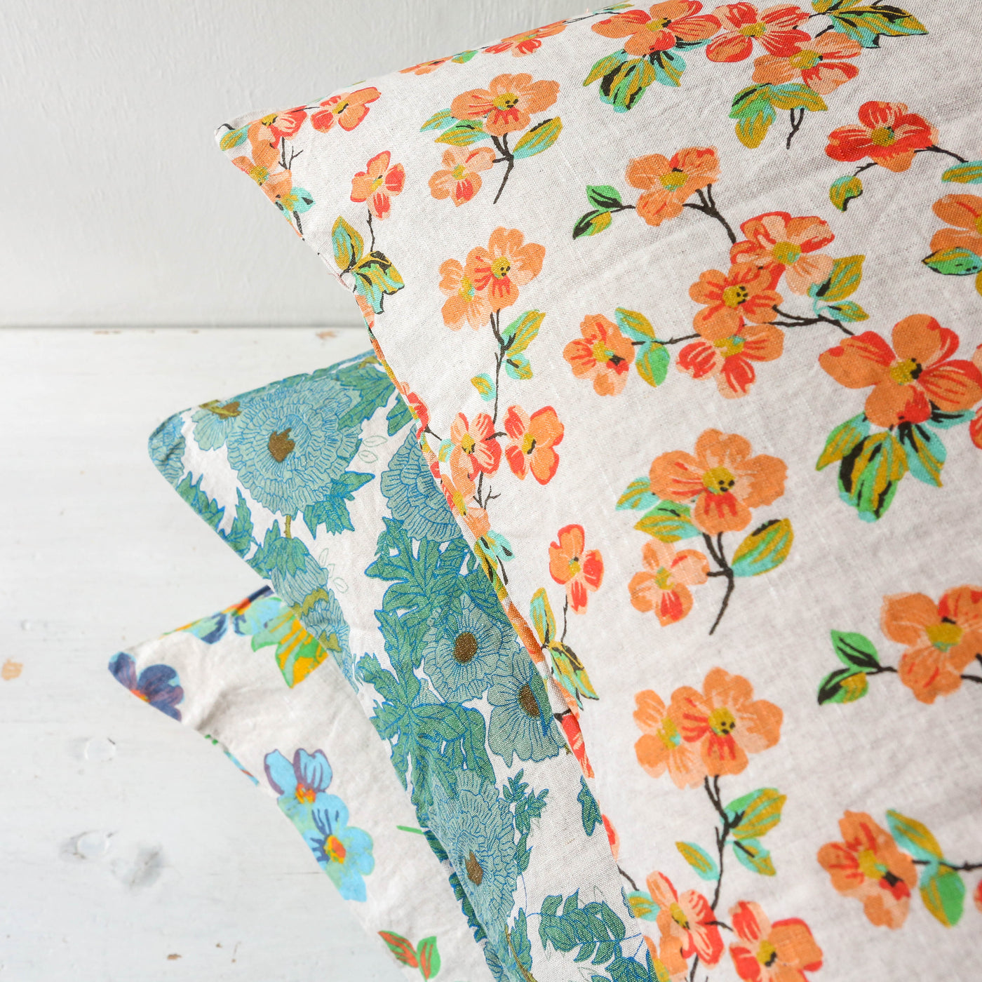 Joan's Floral Cushion Cover