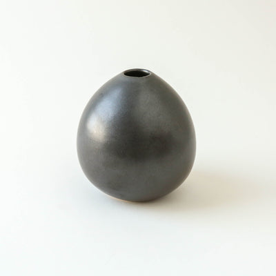 Baby Vase - Matt Black