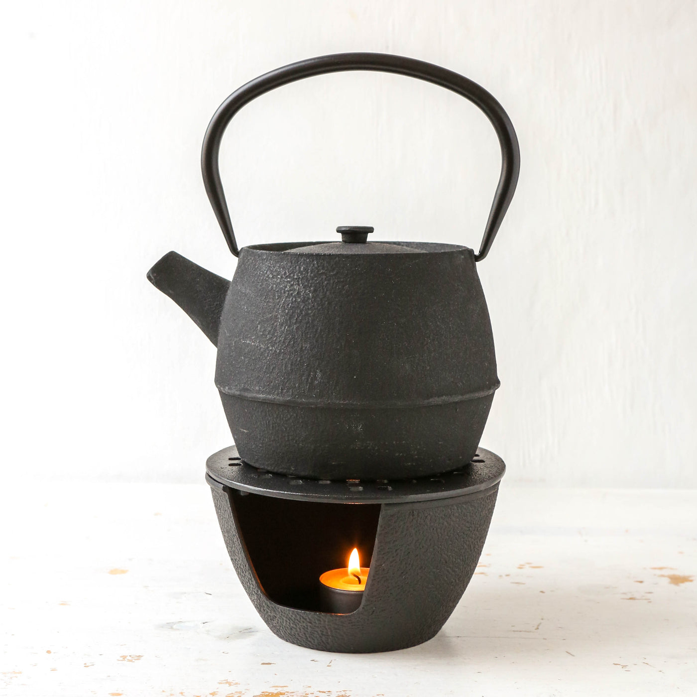Black Cast Teapot Warmer