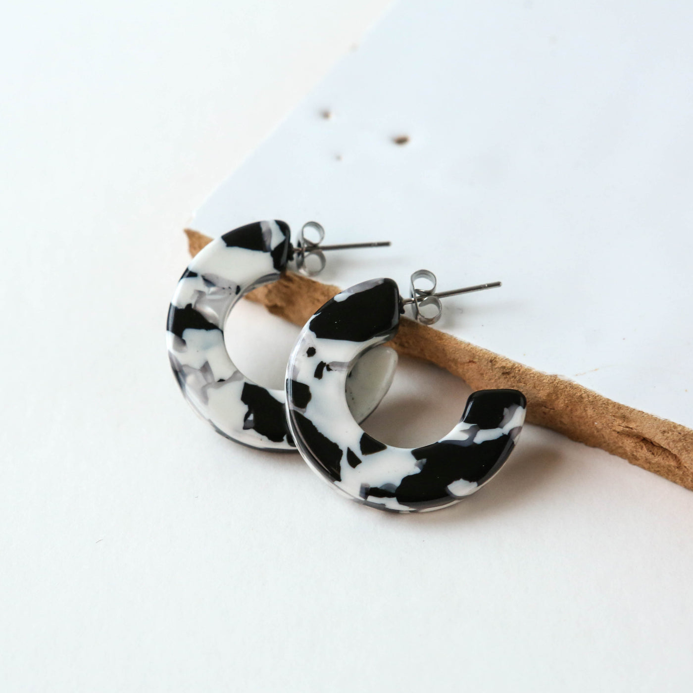 'Ray' Hoops in Black & White