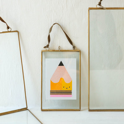 Hanging Brass Frame - Portrait 15 x 10cm