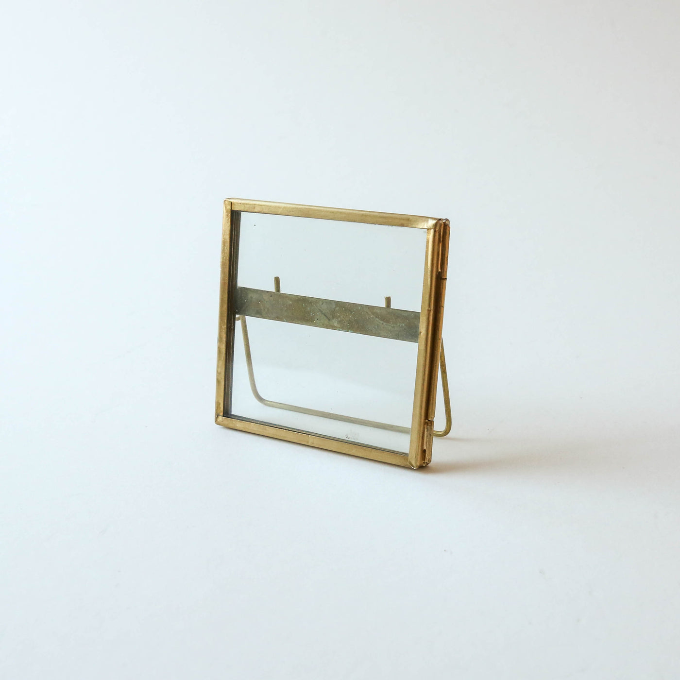 Standing Brass Frame 8 x 8cm
