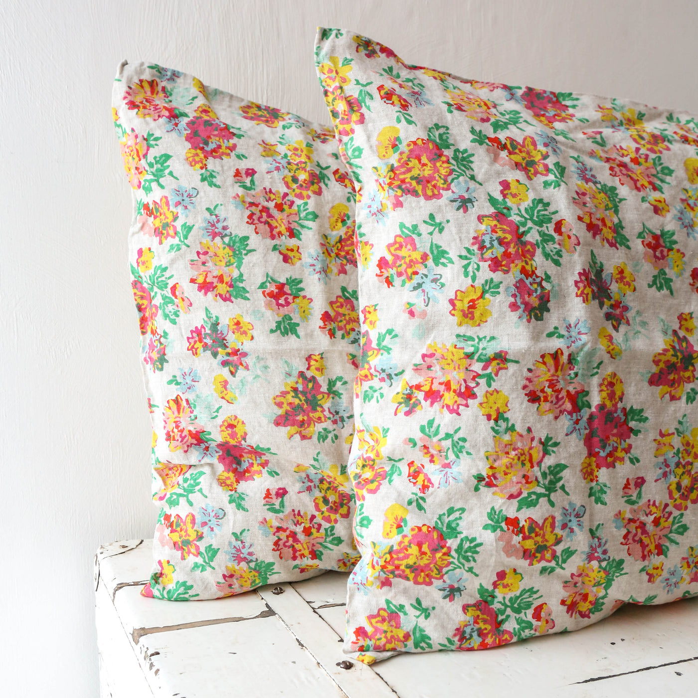 Pair of Linen Pillowcases - Wilma Floral