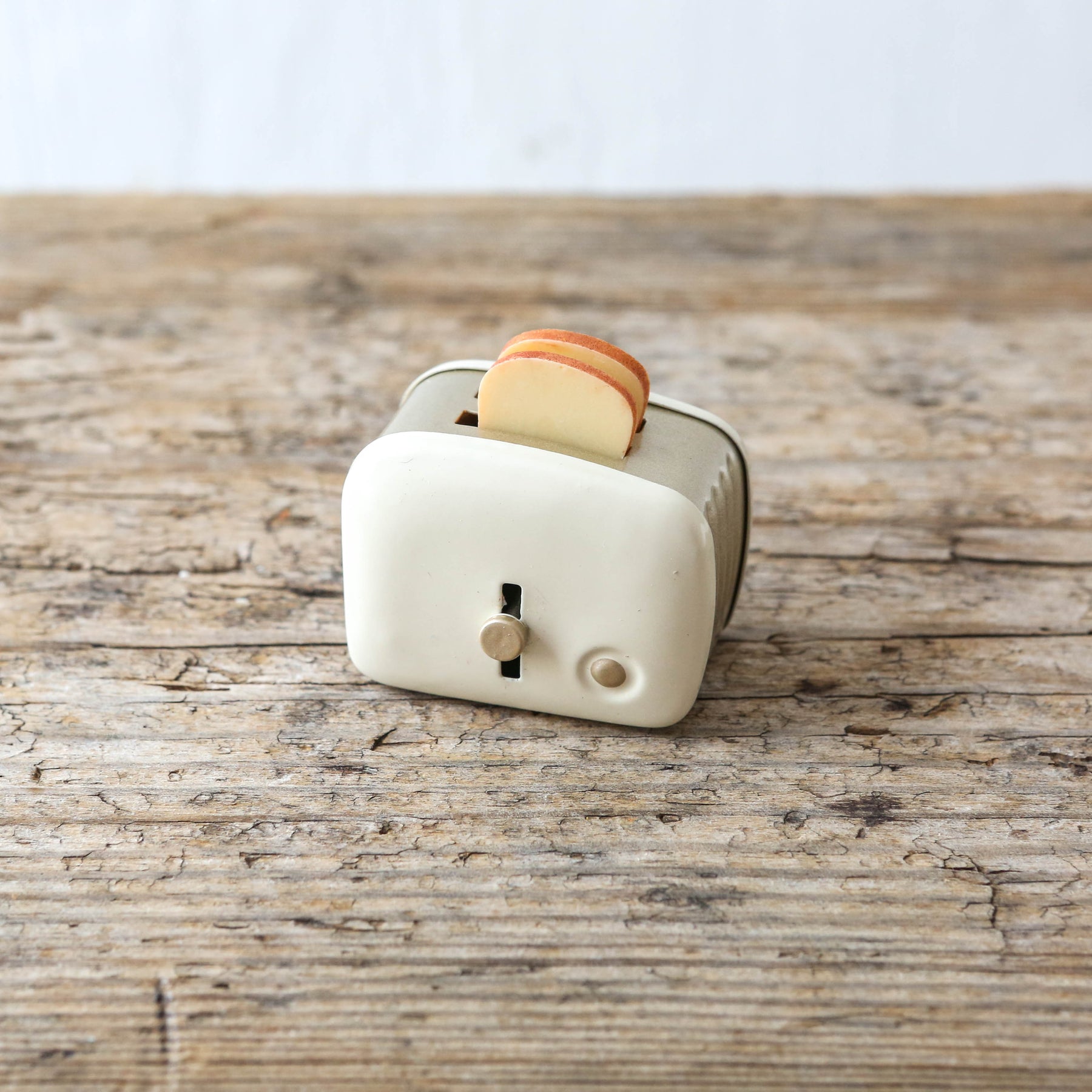 Maileg Miniature toaster & bread - Off white