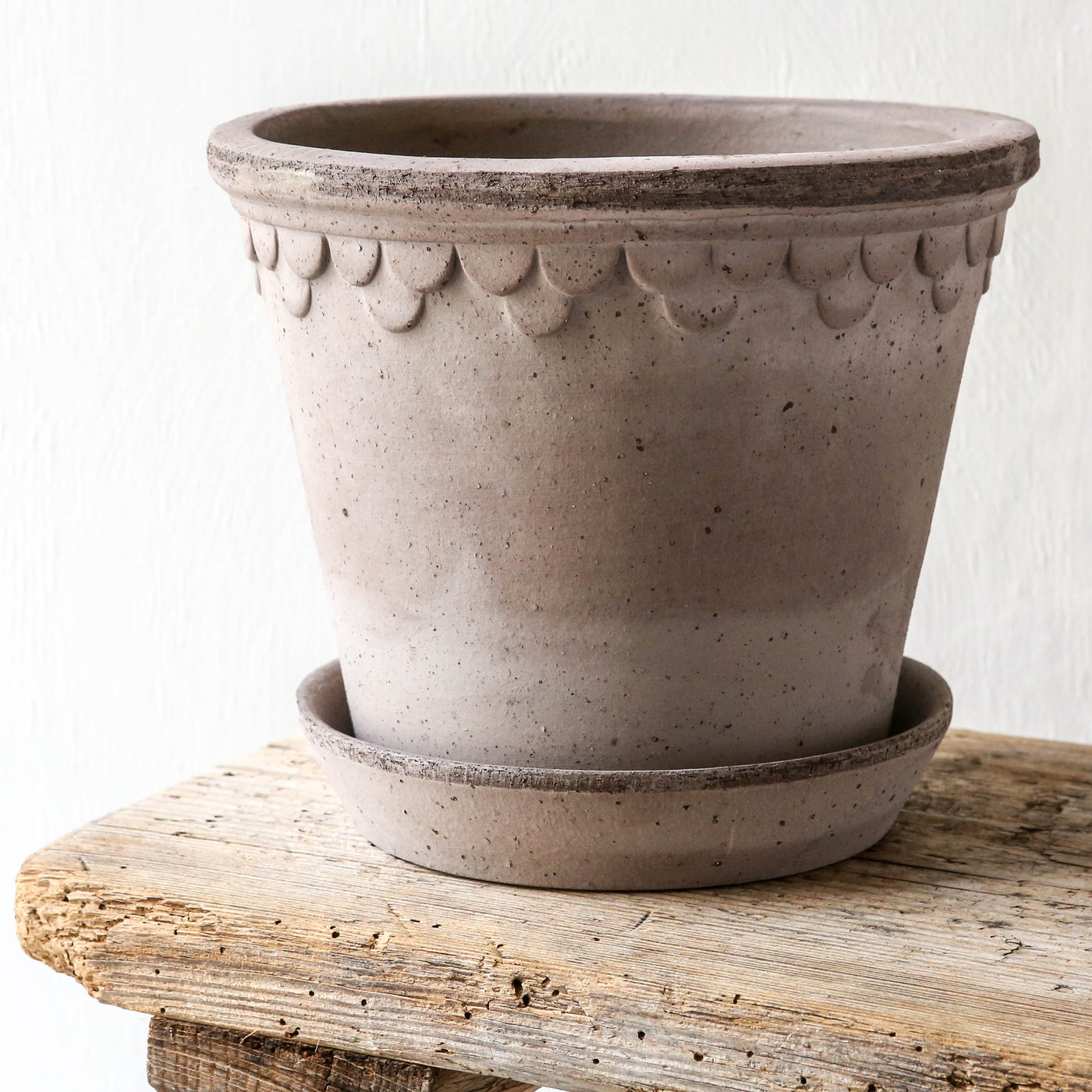 21cm Københavner Plant Pot & Saucer - Grey