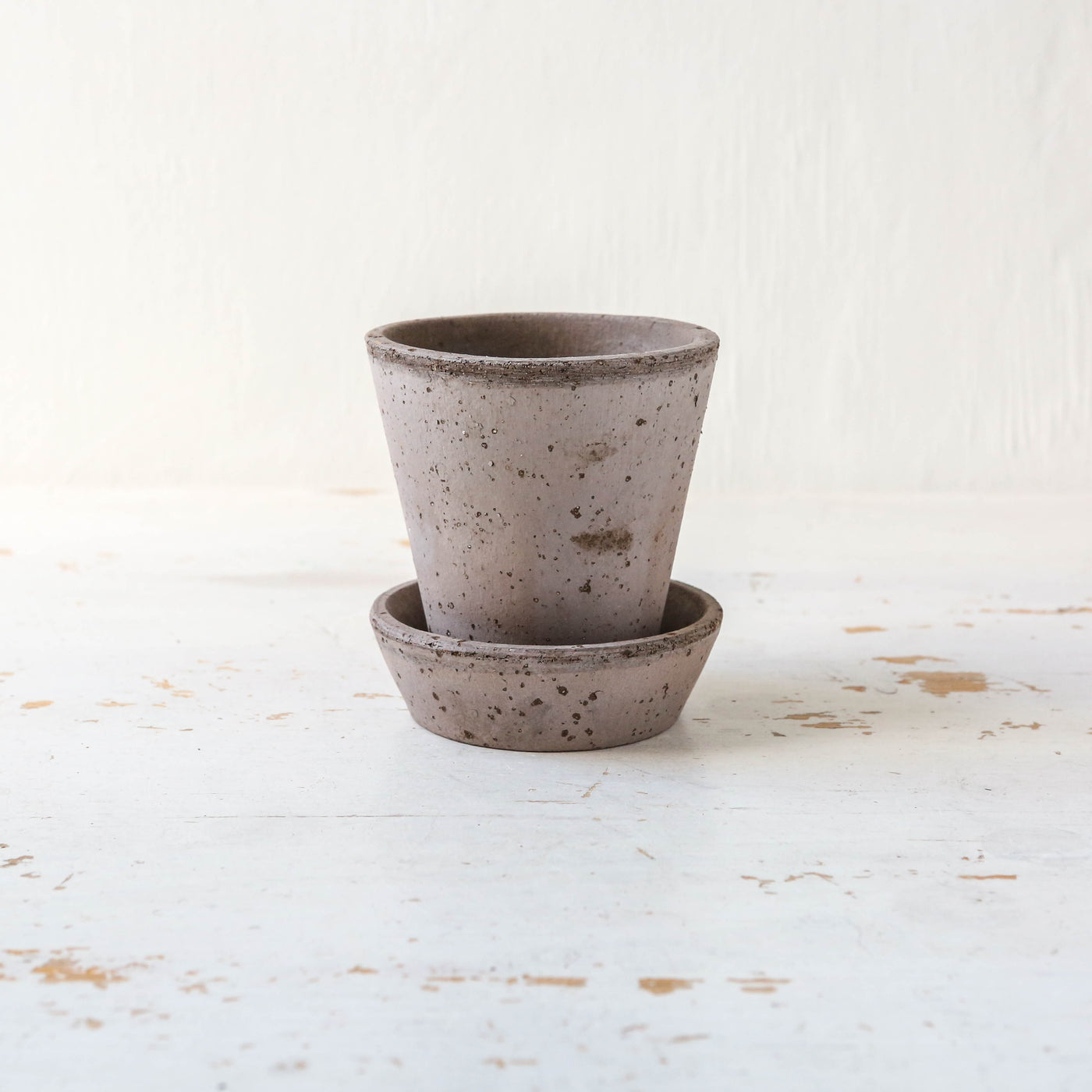 8cm Julie Plant Pot & Saucer - Grey