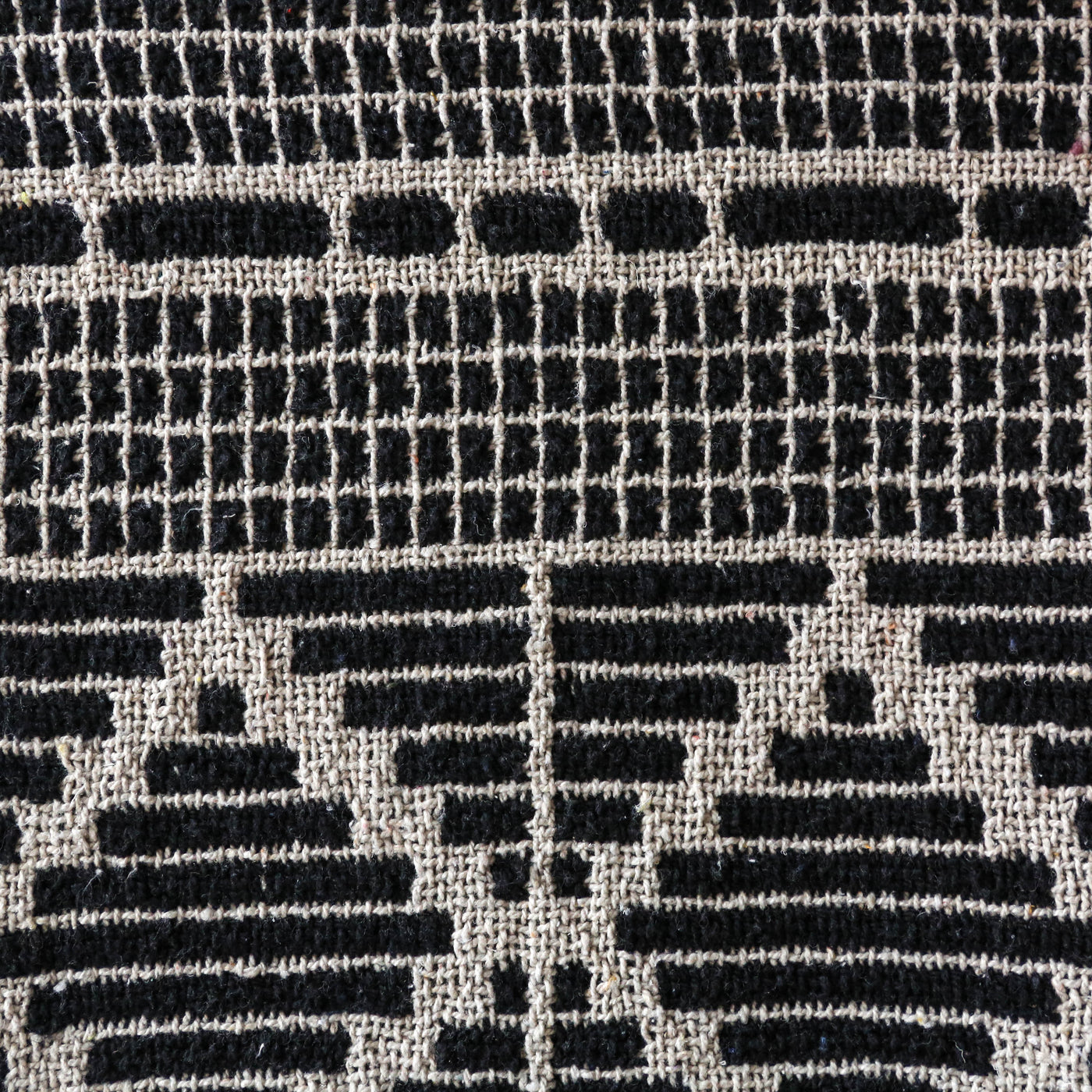 Gutte Recycled Cotton Throw - Black
