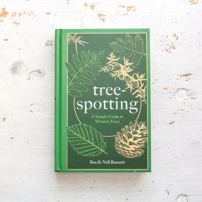 Tree-spotting : A Simple Guide to Britain's Trees