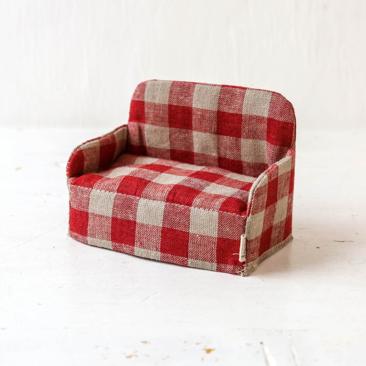 Couch for Mouse by Maileg