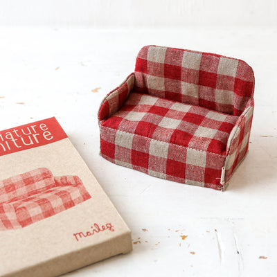 Couch for Mouse by Maileg