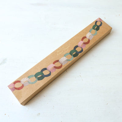 Scalloped Christmas Paper Chains