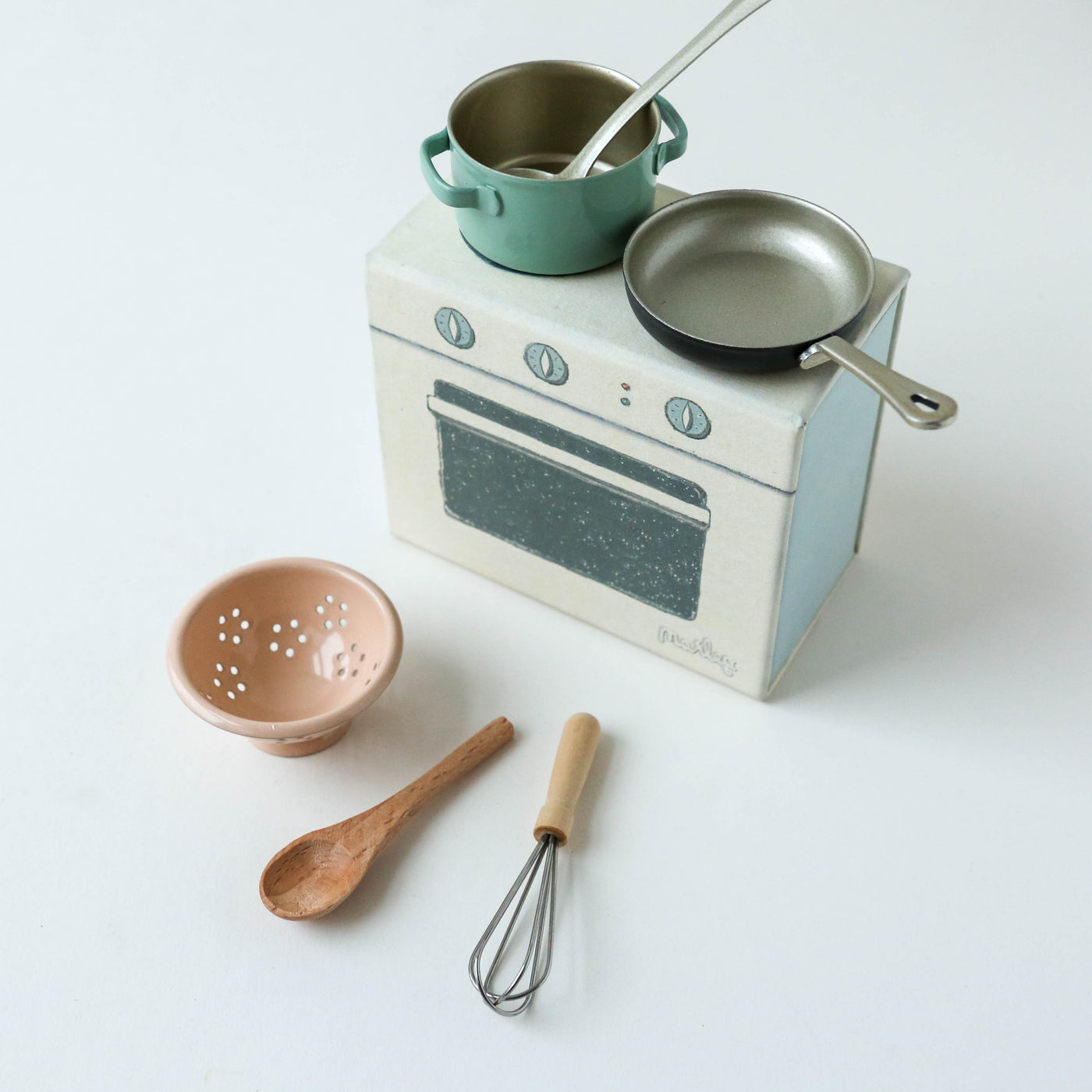 Maileg Cooking Set