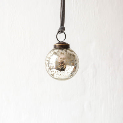 5cm Etched Star Glass Bauble - Silver