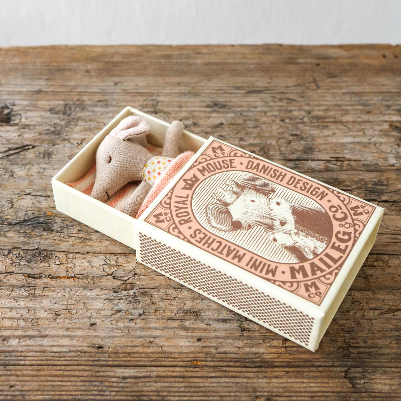 Sleepy / Wakey Baby Mouse Toy in Matchbox - Pink