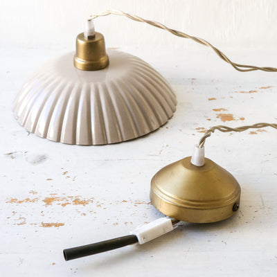 Scalloped Pendant Lamp 'Ingrid' - Beige