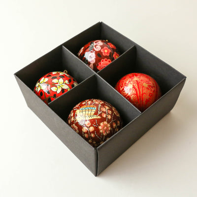 Sitapur Baubles Medium - Box of 4