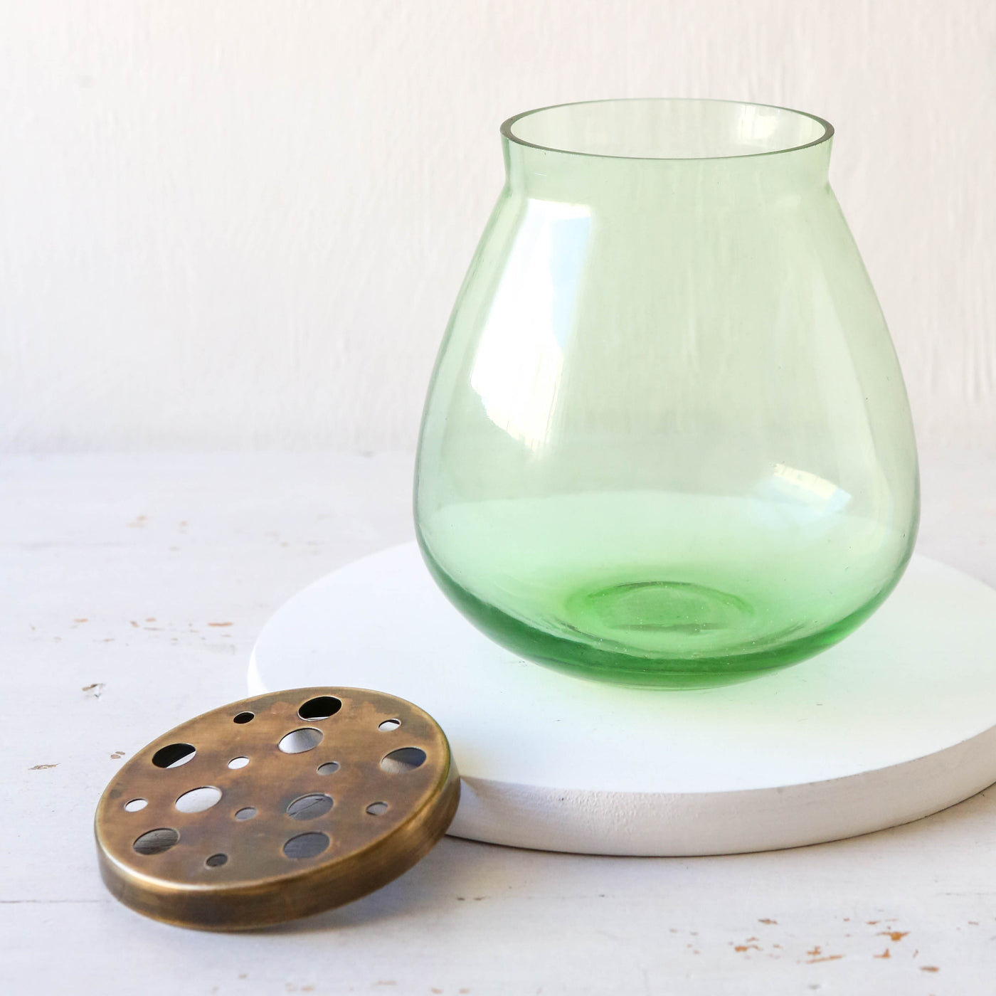 Glass Lidded Stem Vase - Green