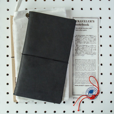 TRAVELER'S Notebook - Black Leather Starter Kit