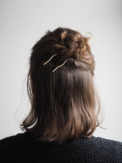 'Lizzie' Minimal Brass Hair Pin - Wavy