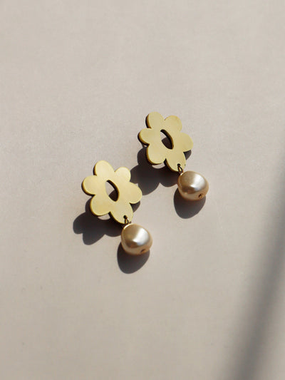 Mia Studs in Brass