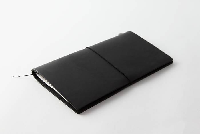 TRAVELER'S Notebook - Black Leather Starter Kit
