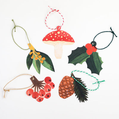 5 Festive Botanical Christmas Gift Tags